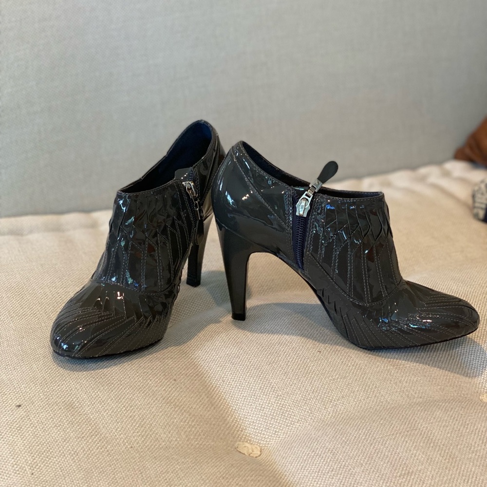 Pour La Victoire Gray Elsie Boot